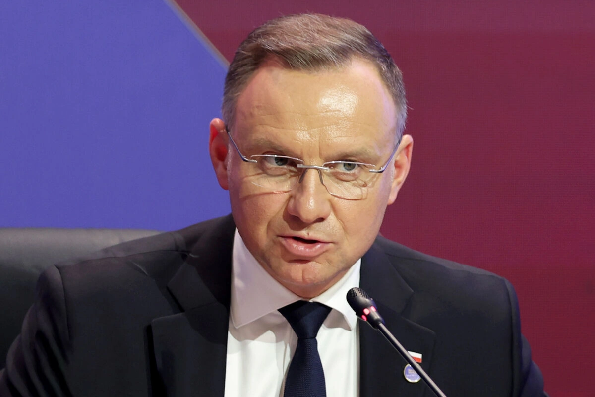 Президент Польши намерен помиловать арестованных экс-главу МВД и его заместителя